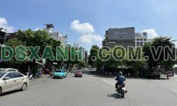 Bán nhà phố Kim Mã 75m², 5 tầng, MT 4.2m, giá 31 tỷ Ba Đình. Liên hệ MUA : O94lO7l689