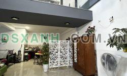 TỌA LẠC VỊ TRÍ TRUNG TÂM QUẬN, KIỆT OTO TẢI 1 NHÀ RA PHỐ , GẦN SIÊU THỊ COOPMART.