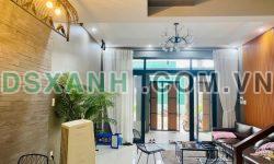 Nhà đẹp 3T 4PN Nghiêm Xuân Yêm , gần Đại sứ quán . Chỉ 4 tỷ X TL .