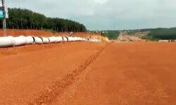Chính chủ ra gấp lô 300m2 sau UBND Tân Lợi 300m, sổ sẵn chỉ 490tr