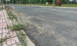 Chính chủ cần bán lô đất mặt tiền đường DT823, có shr, công chứng ngay