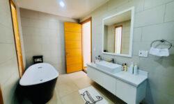 Ngoại giao biệt thự Coastar Hồ Tràm 15 tỷ/1000m2 hồ bơi 60m2, nhận nhà ngay.
