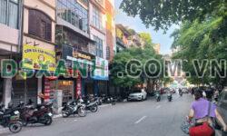CẦN TÌM NGƯỜI THUÊ MẶT BẰNG KINH DOANH MẶT PHỐ VỌNG, HBT, DT 20M
