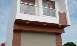 Cần bán gấp căn nhà 1 trệt 1 lầu full nội thất đối diện trung tâm hành chính xã Long Cang