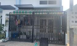 Gia đình cần tiền kinh doanh bán gấp nhà 1 trệt 1 lửng ngay KCN chỉ 600tr lh 0762243132