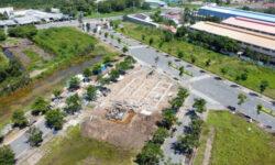 Cần chuyển nhượng đất nền sổ đỏ Lago Centro, view kênh thoáng mát, sổ sẵn công chứng ngay
