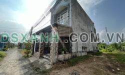 cần tiền bán cực lỗ .Nhà 1 lầu 1 trệt DT ĐẤT 252M2 full thổ . đức hòa đông . đức hòa .