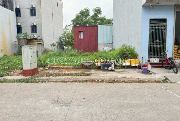 Bán đất dịch vụ tổ 5, Quang Minh, Mê Linh, HN. Mặt tiền kinh doanh đẹp. DT 95m, giá 5,7 tỷ.