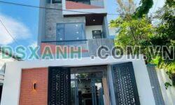 BÁN NHÀ 3 TẦNG MẶT TIỀN HOÀ XUÂN – SÁT SÔNG MÁT MẺ