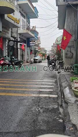 CẦN BÁN NHÀ 2 TẦNG KINH DOANH SÁT CHỢ ĐỊA CHẤT – CẨM TRUNG