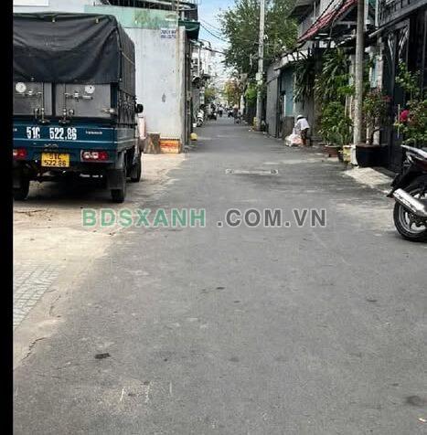 BÁN ĐẤT TẶNG NHÀ CẤP 4 – VỊ TRÍ ĐẸP – TIỆN XÂY MỚI