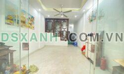 Bán nhà Xuân Phương, ô tô đỗ cửa, 2 thoáng, gần chợ, trường học