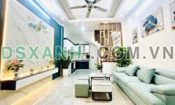 Bán nhà mặt phố Cầu Diễn, 4 tầng, ô tô tránh, kinh doanh sầm uất