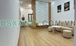 Bán căn tập thể tầng 1 56m2, 2PN, Hoàn Kiếm, dân trí cao, giá 3.x tỷ