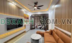 Bán nhà LÔ GÓC Mai Động, 43m2, ô tô đỗ cửa, giá 7.x tỷ