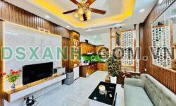 Bán nhà Lĩnh Nam, Hoàng Mai 34m2x5T, gần phố, 5 tỷ hơn