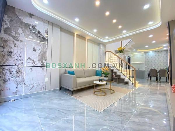 Bán nhà Phạm Văn Chiêu, Phường 14, DT 36m2, 2 tầng, giá 4.65 tỷ