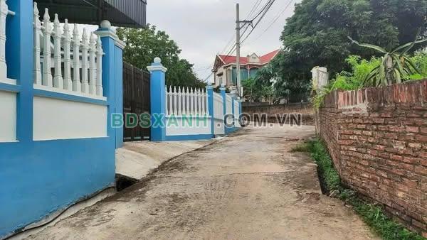 Bán đất 253m2, 60m2 đất ở, Xã Bất Bạt, Huyện Ba Vì. Giá 8xx triệu