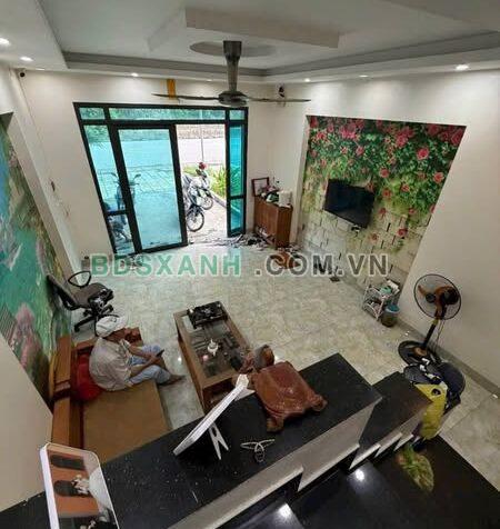 Bán nhà mặt đường QL18, Quang Hanh, 70m2, giá tốt
