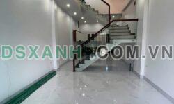 Bán nhà 2 tầng Đông Vệ 62m2, ô tô tận cửa, giá chỉ 2.x tỷ