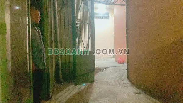 Bán nhà Quận 4, 2 tầng, 53.4m2 đất, SHR, giá tốt 3.35 tỷ