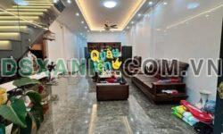 Bán nhà 3 tầng mới, 5x17m, P.Cốc Lếu, TP.Lào Cai. Giá 2.8 tỷ