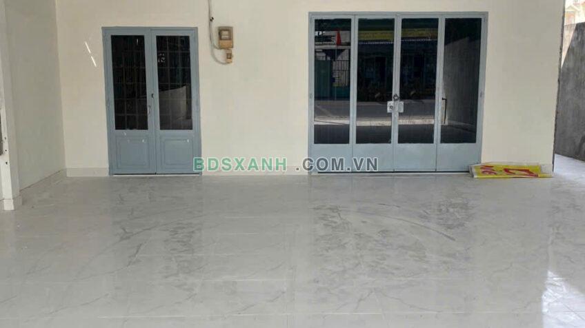 Nhà mặt tiền đường Hugo tổng dt 520m2 ( có 254m2 thổ) xã Trung An giá 8,4 tỷ