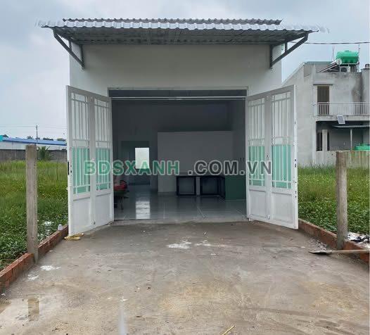 Bán nhà Đ.835D, Long Trạch, 4x28m, SHR, gần KCN Cầu Tràm