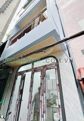 Bán nhà Quận 4, đường Đoàn Như Hài, 35m2, 1 trệt 2 lầu, 2.58 tỷ