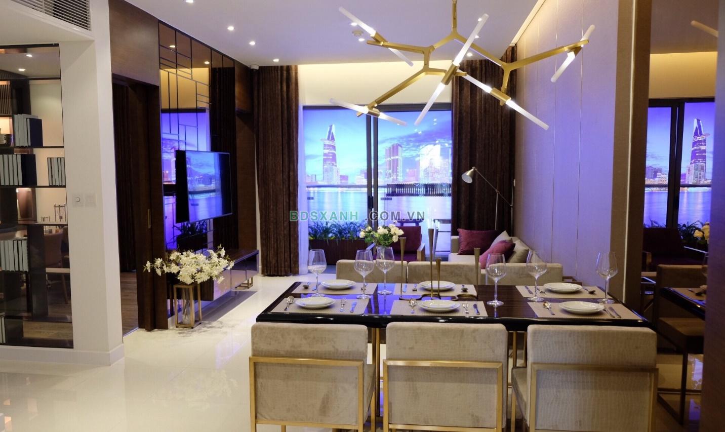 A picture containing text, indoor, ceiling, window Description automatically generated