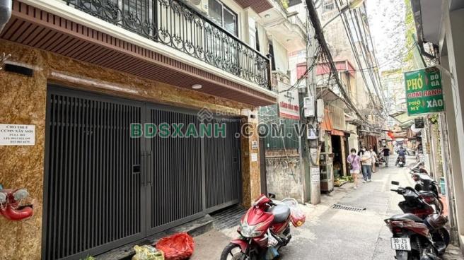 Ngõ 40 Phố Chính Kinh