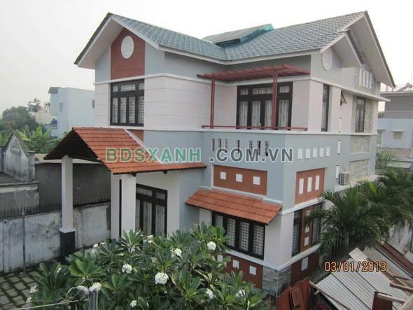 Bán Biệt Thự Xã Bà Điểm, Huyện Hóc Môn, DT 200m², Giá 8.5 Tỷ TL