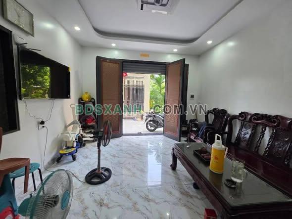 Bán Nhà Ngọc Trì, Phường Thạch Bàn, Quận Long Biên 36M2, 8.4 Tỷ