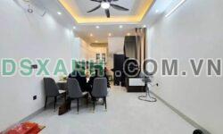 Bán Nhà 30m² Quận Cầu Giấy, Phường Yên Hòa, Giá 9,x Tỷ