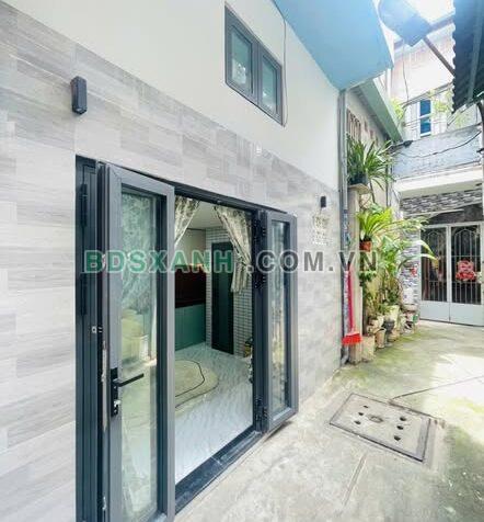 Bán nhà Phạm Văn Bạch, P.15, Q.Tân Bình, 12m2, 1.85 tỷ