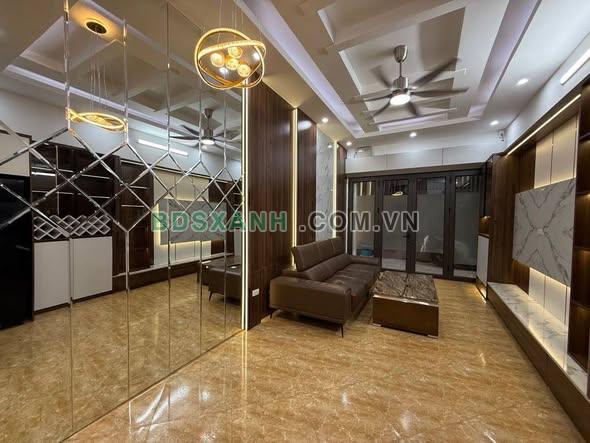 Bán nhà mới Quận Cầu Giấy, Phường Dịch Vọng Hậu, 32m², 5 tầng, 9 Tỷ