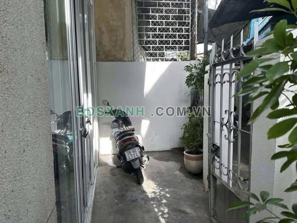 Cho thuê nhà Hẻm Trần Bình Trọng, Phường 1, Quận 5, 70m2, 9 Tr/tháng