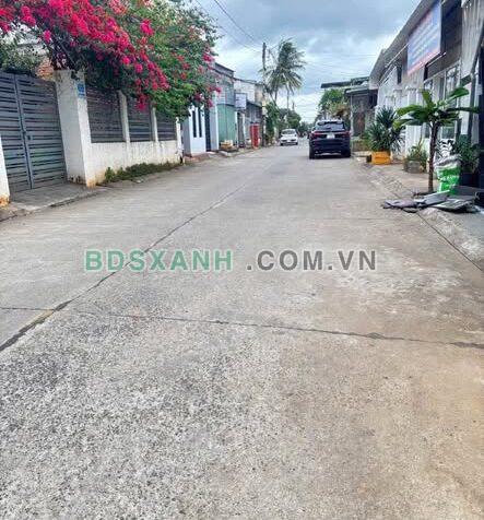 Bán nhà đường Lê Thị Riêng, P. Ea Kao, 11x28m, 8 tỷ, TP Buôn Ma Thuột