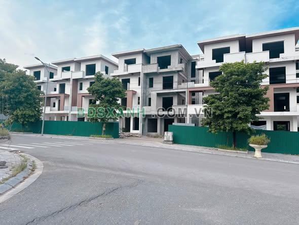 Bán đất KĐT Việt Séc, Trưng Vương, Việt Trì, Phú Thọ, 180m2, giá 9,x tỷ