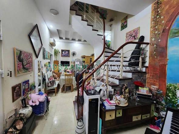 Bán Nhà Quận Đống Đa, Nguyễn Lương Bằng, 35m2, hơn 9 tỷ