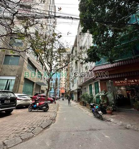 Bán Tòa VP 60m2 Phường Trung Hòa Quận Cầu Giấy 33.5 Tỷ