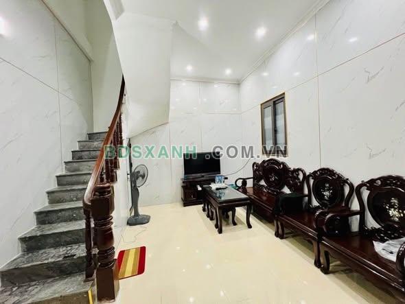 Bán nhà Lô Góc 30m2 Đê La Thành Nhỏ, P.Ô Chợ Dừa, Q.Đống Đa, 5 Tỷ