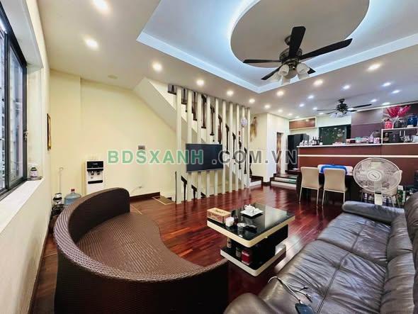 Bán nhà 40m2 Phường Cống Vị, Quận Ba Đình, giá 10 tỷ