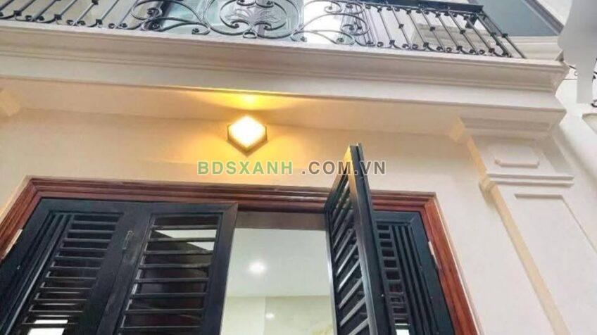 Bán nhà 40m2 Phố Đê La Thành, Phường Giảng Võ, Quận Ba Đình – 11 Tỷ