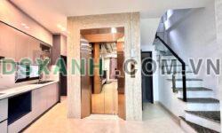 Bán nhà Phường Ngọc Thụy, Quận Long Biên, 49m2, 6 tầng, TM, 13.8 Tỷ