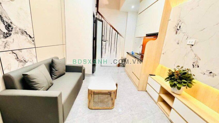 Bán nhà 20m2 P.Văn Miếu, Q.Đống Đa 4.79 tỷ – 50m ô tô tránh
