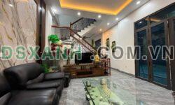 Bán nhà Phường Kinh Bắc, TP. Bắc Ninh, ô tô tránh, giá 5.x tỷ