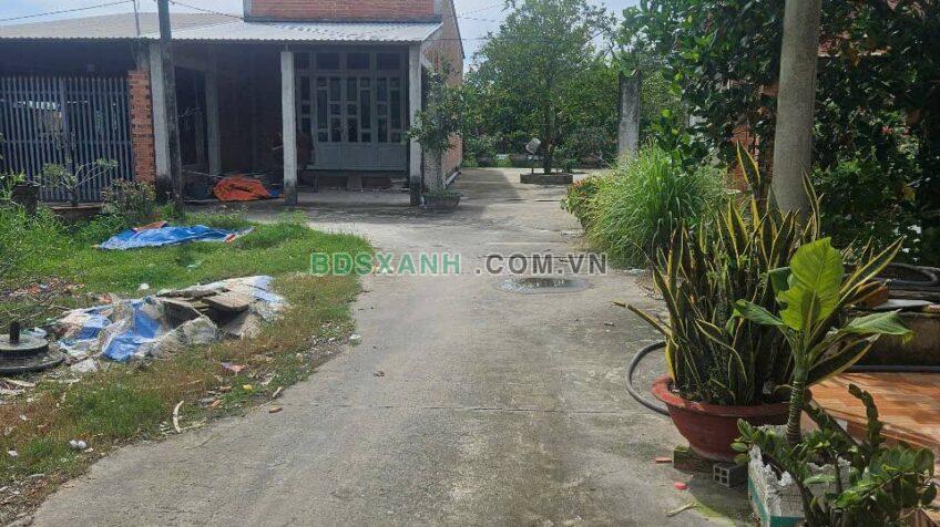 Bán Đất MT đường bê tông, Thị trấn Hậu Nghĩa, Đức Hòa, 396m², 2.2 tỷ