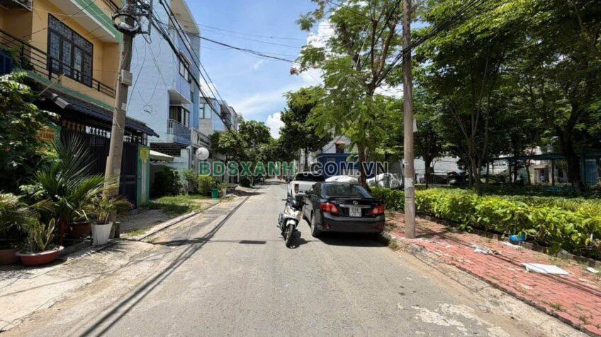 Bán nhà H. Bình Chánh, X. Bình Hưng 5x17m, giá 11.7 Tỷ